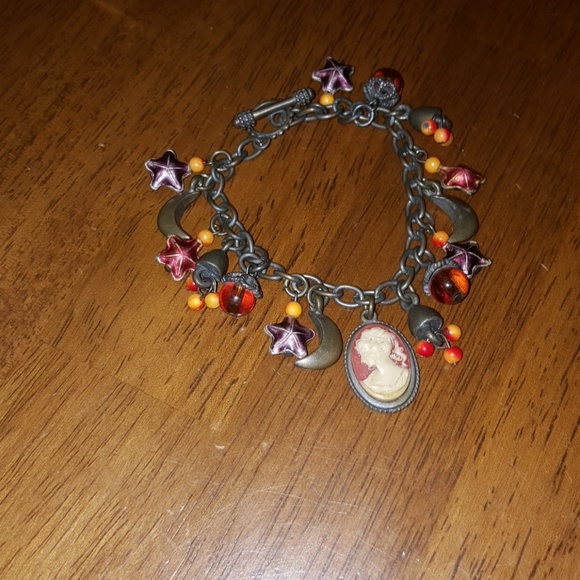 Lovely costume cameo bracelet - Picture 4 of 4